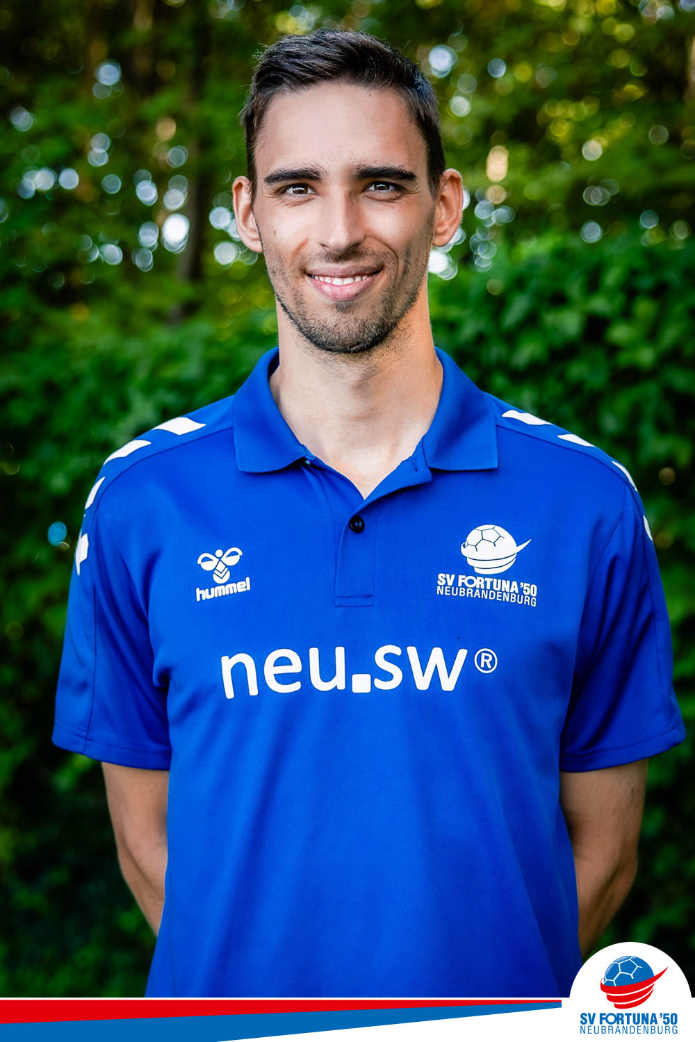 44 Willi Rütz